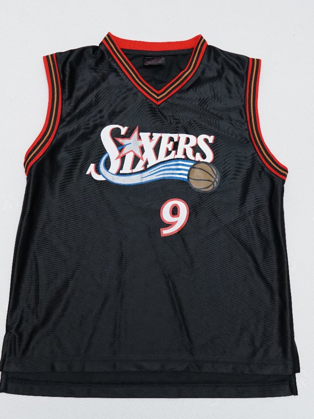 Jersey Philadelphia Sixers Andre Iguodala. for children. size 12